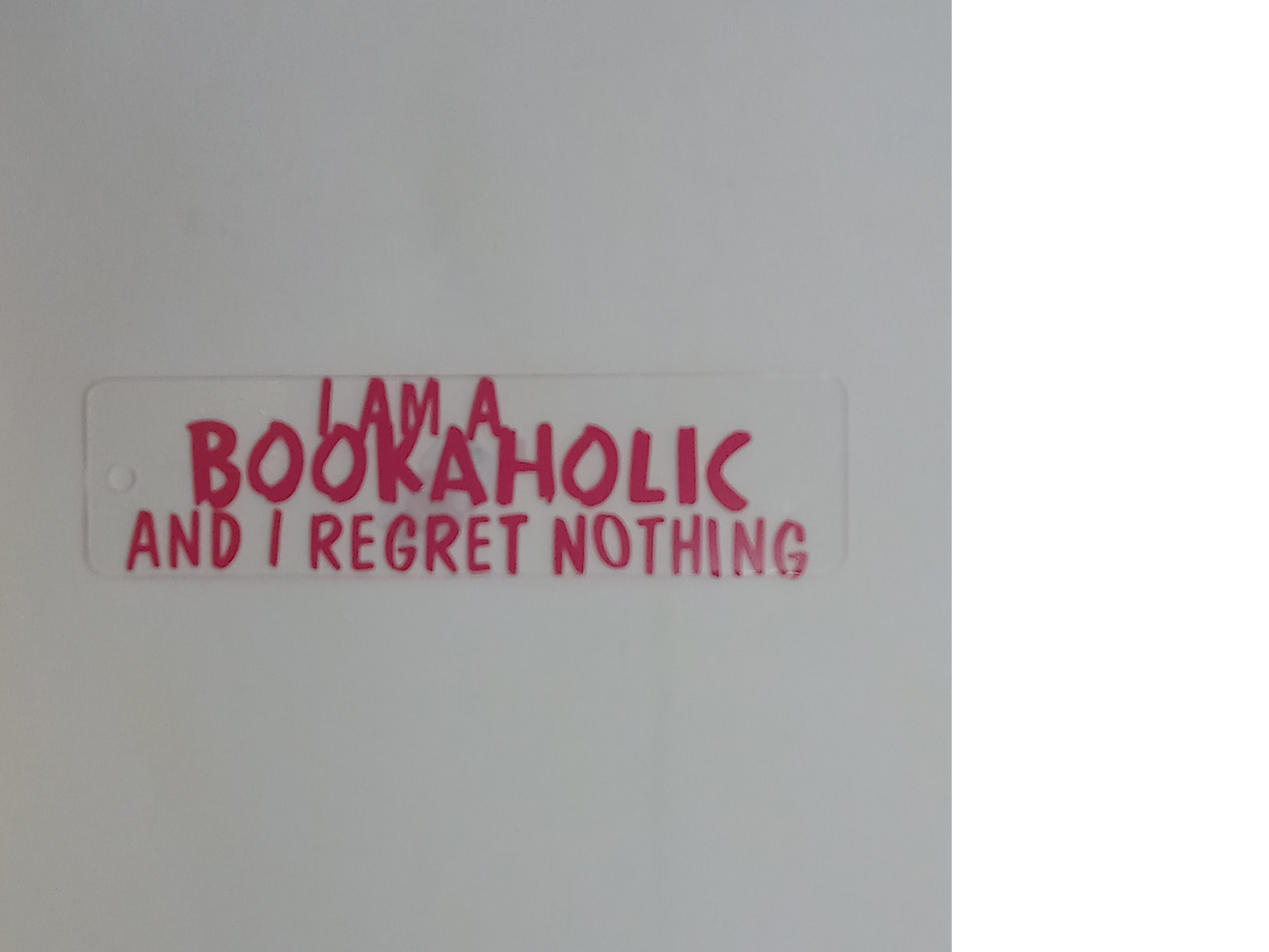 I am a bookaholic and I regret nothing (pink)